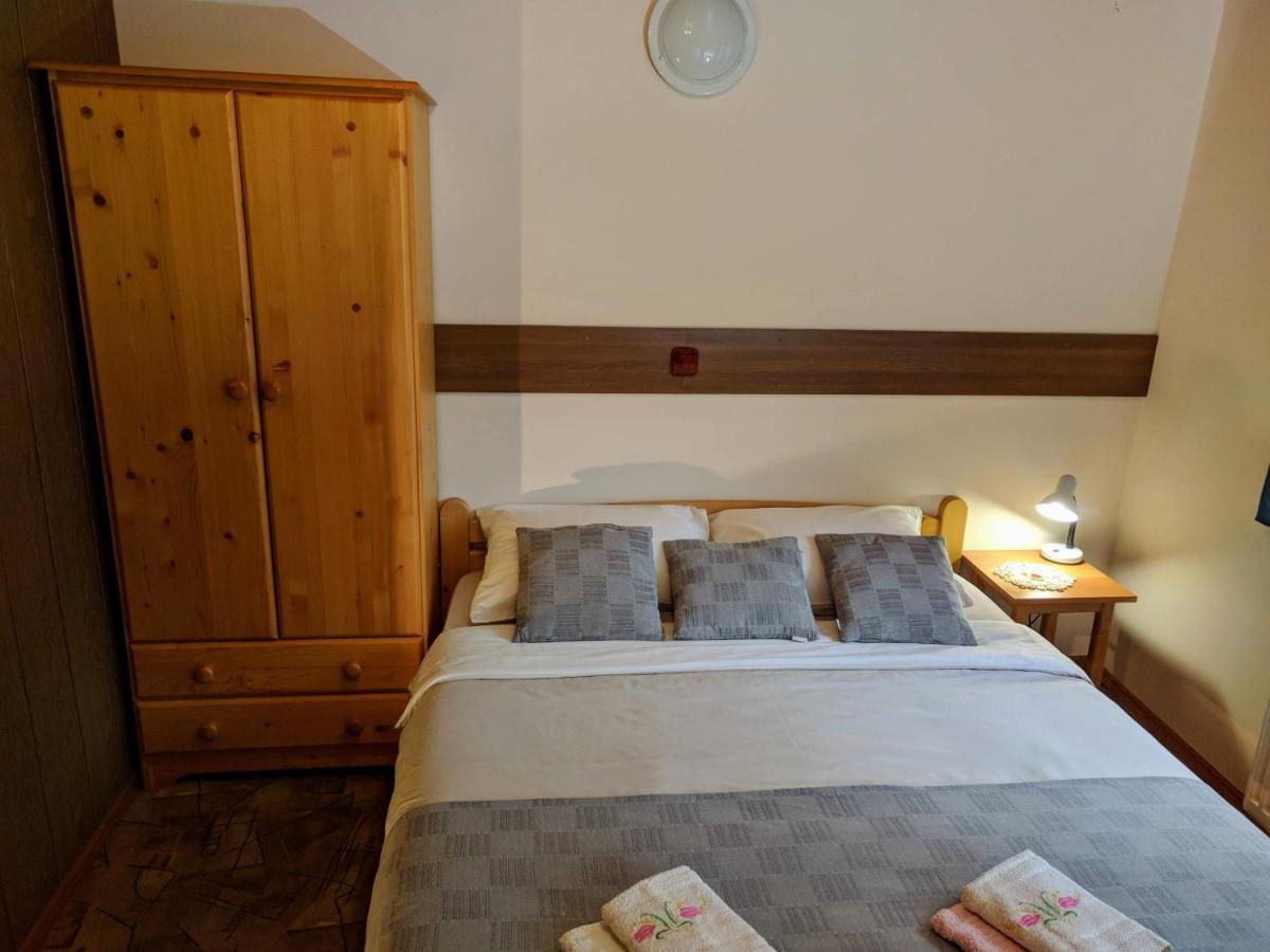 Apartma Kramar Podkoren クランスカゴーラ エクステリア 写真